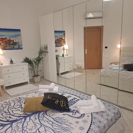 Center House Via Tanzi 27 Bari