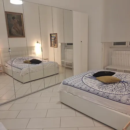 Center House Via Tanzi 27 Apartment *