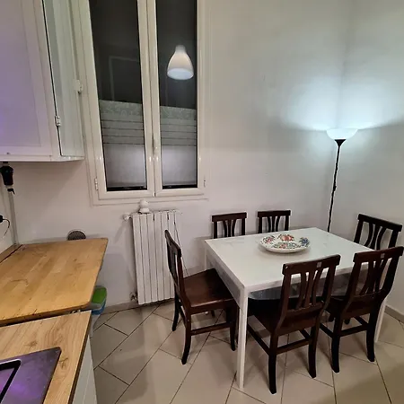 Via Tanzi 27 Appartement