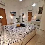 Via Tanzi 27 Apartman