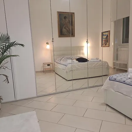 Via Tanzi 27 * Μπάρι