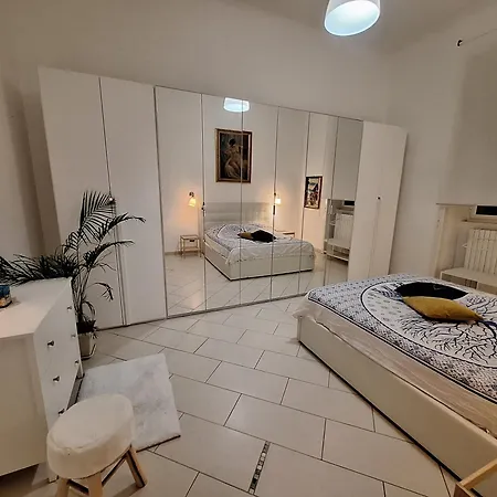 Center House Via Tanzi 27 Apartman *